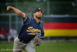 230602 Reds Hue 0374