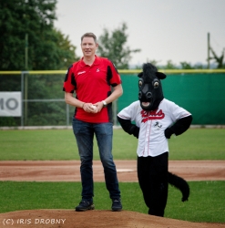 230630 Reds Reg 0038