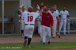 240412 Reds HDH 0350