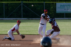 240412 Reds HDH 0411