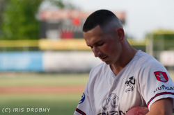 240412 Reds HDH 0564