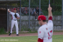 240412 Reds HDH 0693