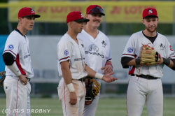 240412 Reds HDH 0882