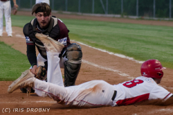 240412 Reds HDH 1033