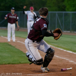 240412 Reds HDH 1040