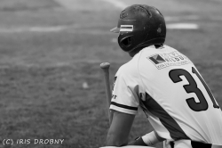 240412 Reds HDH 1070