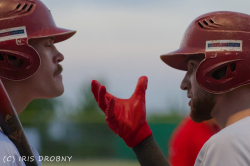 240412 Reds HDH 1075