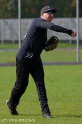 241012 Rusty Cup 0194