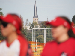 241006 Reds Caps 0035