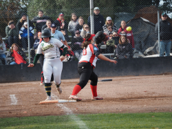 241006 Reds Caps 0053