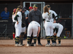 241006 Reds Caps 0065