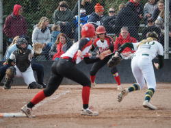 241006 Reds Caps 0066