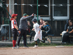 241006 Reds Caps 0074