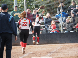 241006 Reds Caps 0076