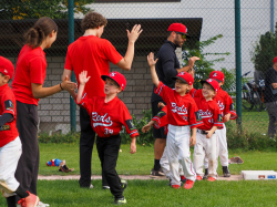 240922 Tiny Reds HD 0002