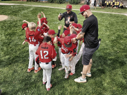 240922 Tiny Reds HD 0020